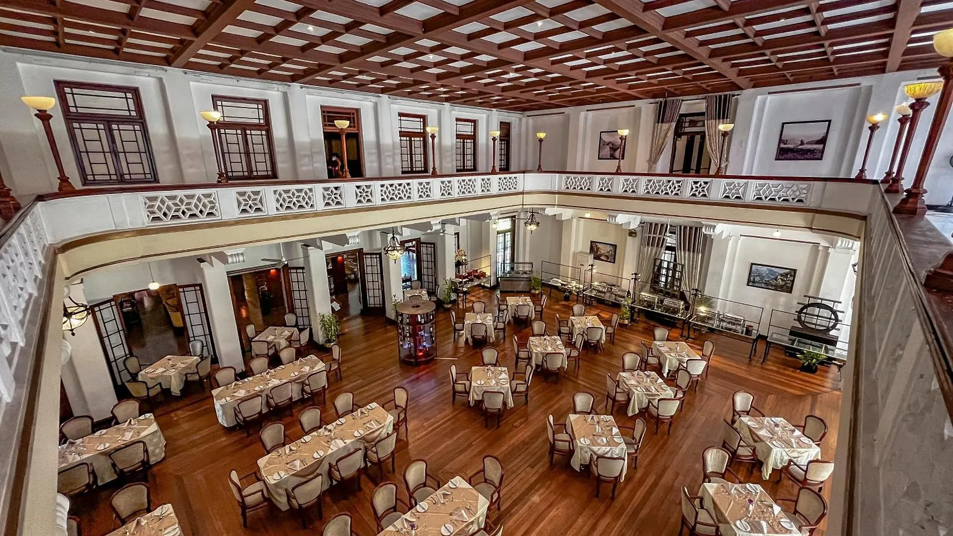 Hotel Suisse Kandy 5*,