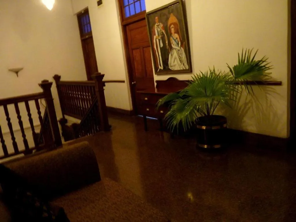 Hotel Suisse Kandy