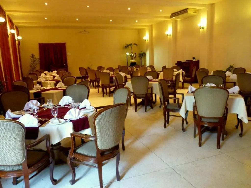 Hotel Suisse Kandy