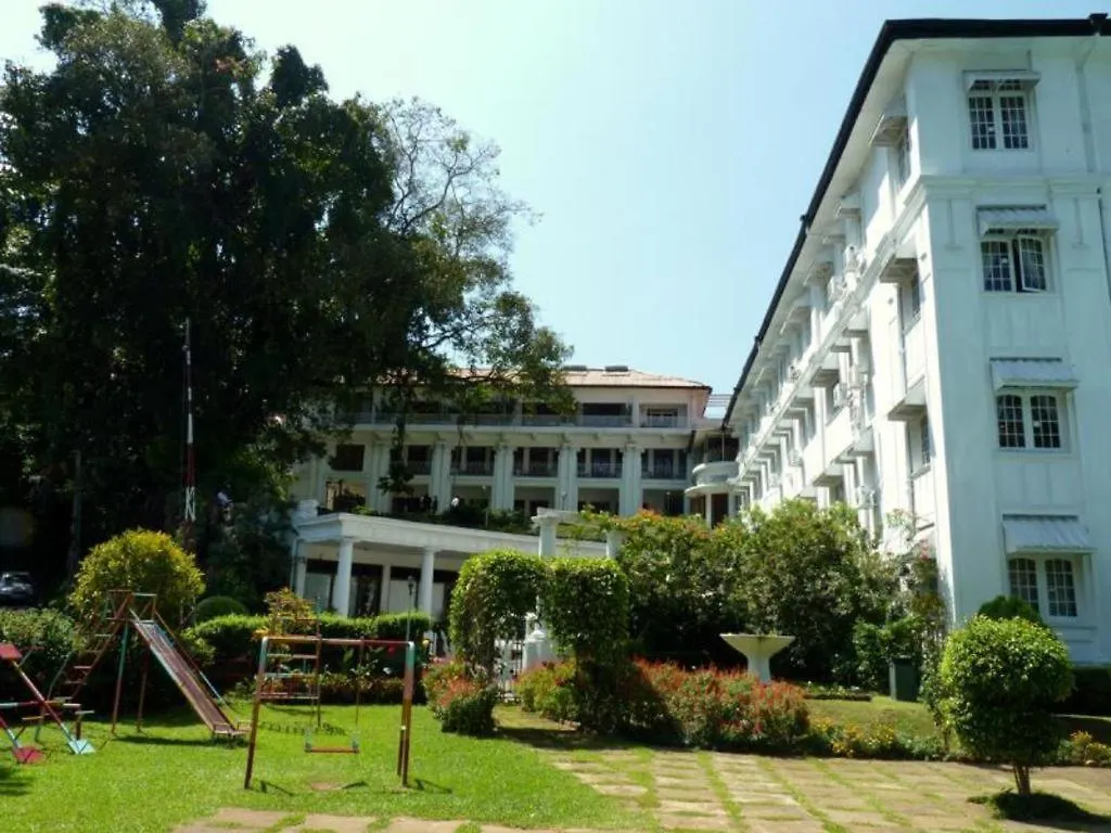 Hotel Suisse Kandy