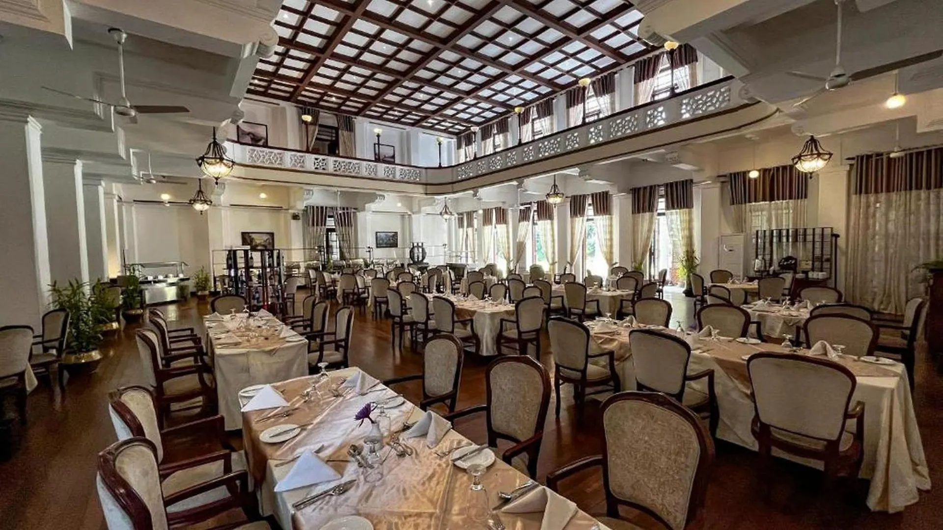 Hotel Suisse Kandy