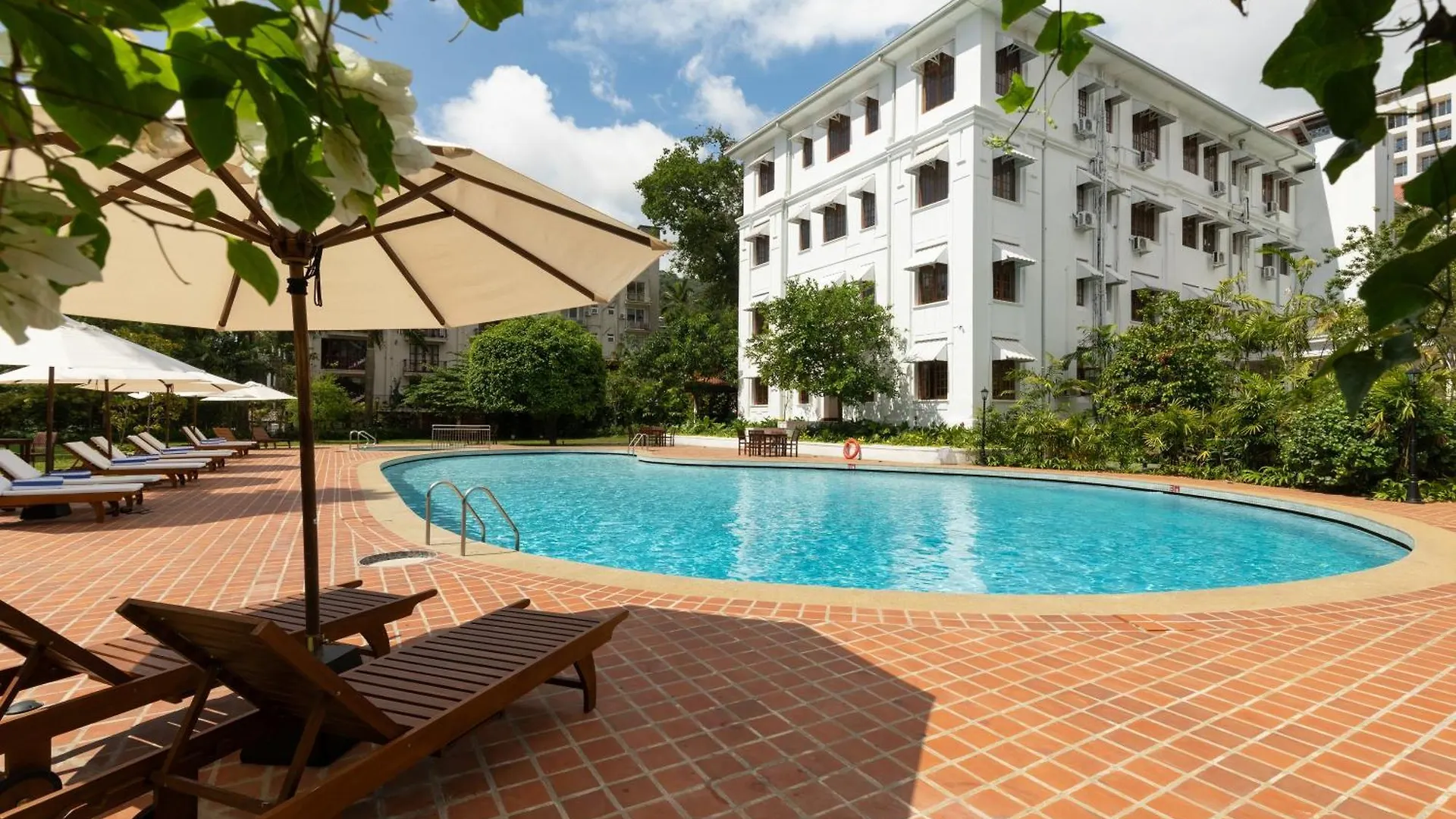 *****  Hotel Suisse Kandy Sri Lanka